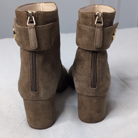 Brown Suede Ankle Boots Nine West Quarryn 8 M Ankle Party Booties women's - Picture 2 of 8